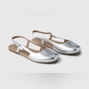 GAP Metallic Silver Ballet Flats Girls Size 2